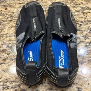 Merrell black women size 10 walking shoes